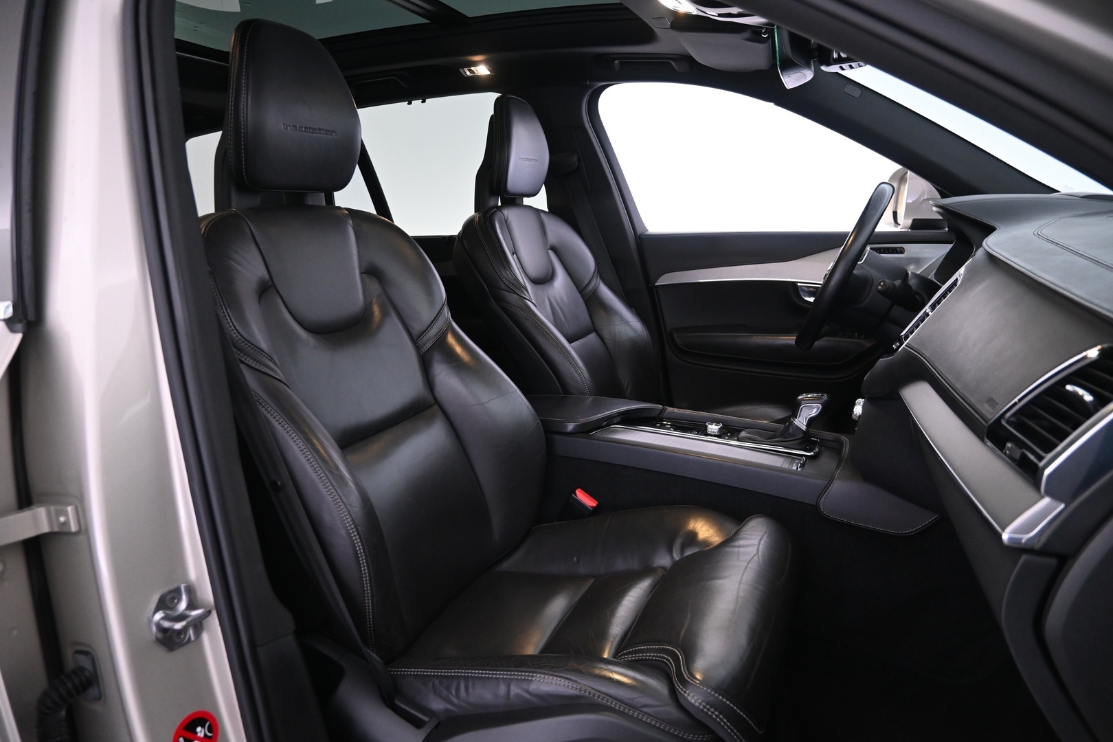 VOLVO XC90 2016