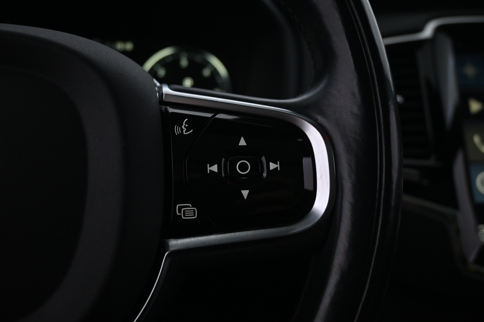 VOLVO XC90 2016
