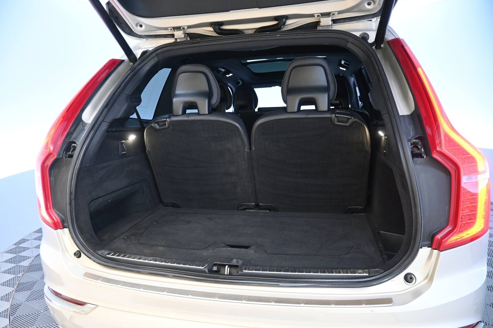 VOLVO XC90 2016