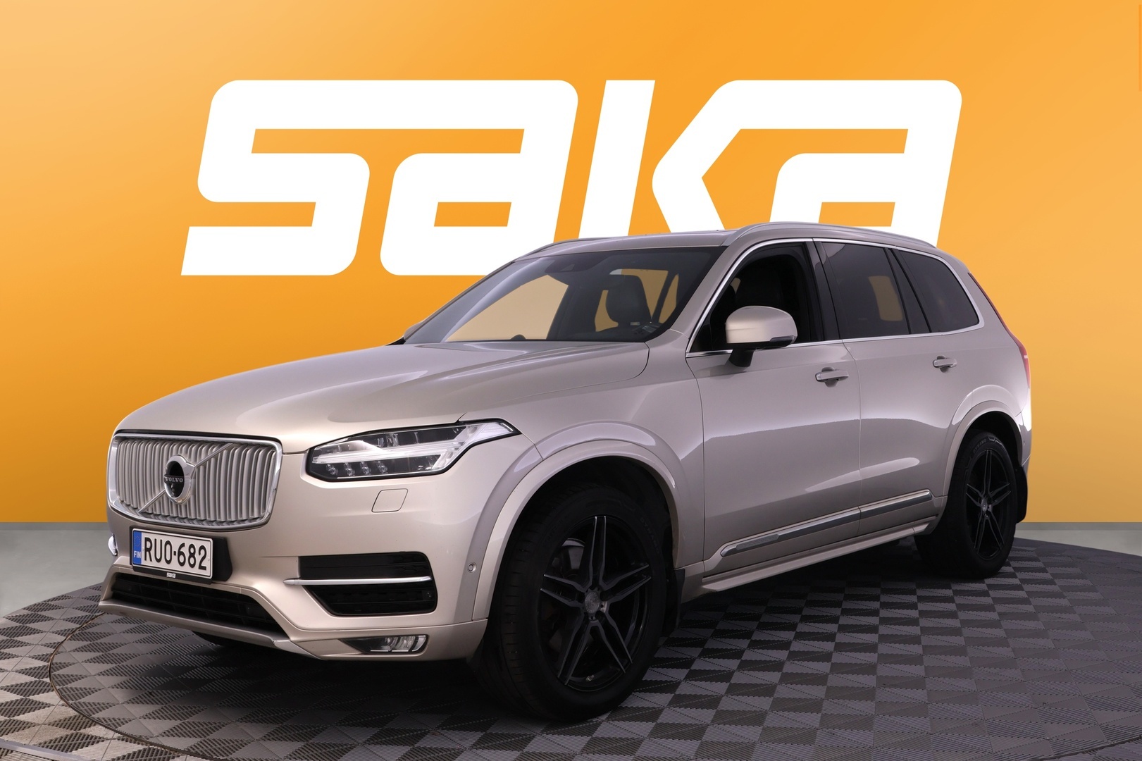 VOLVO XC90 2016
