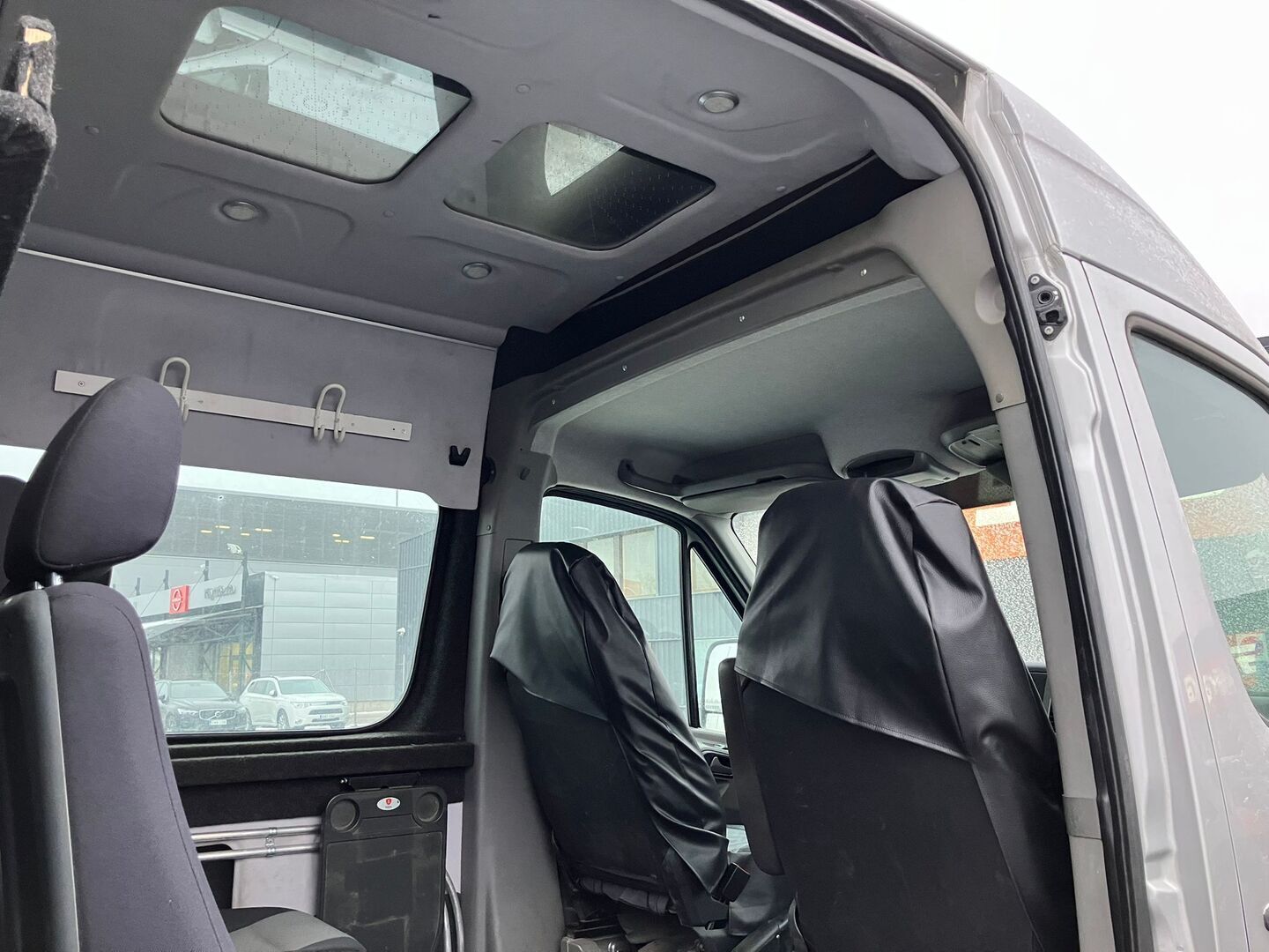 VOLKSWAGEN Crafter 2016