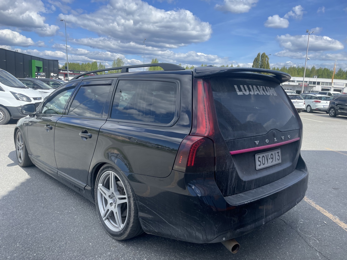 VOLVO V70 2014