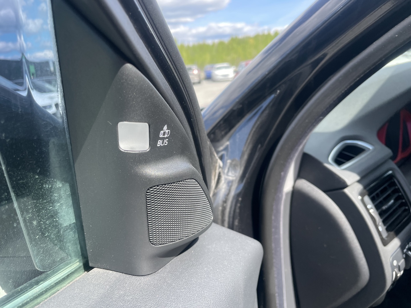 VOLVO V70 2014