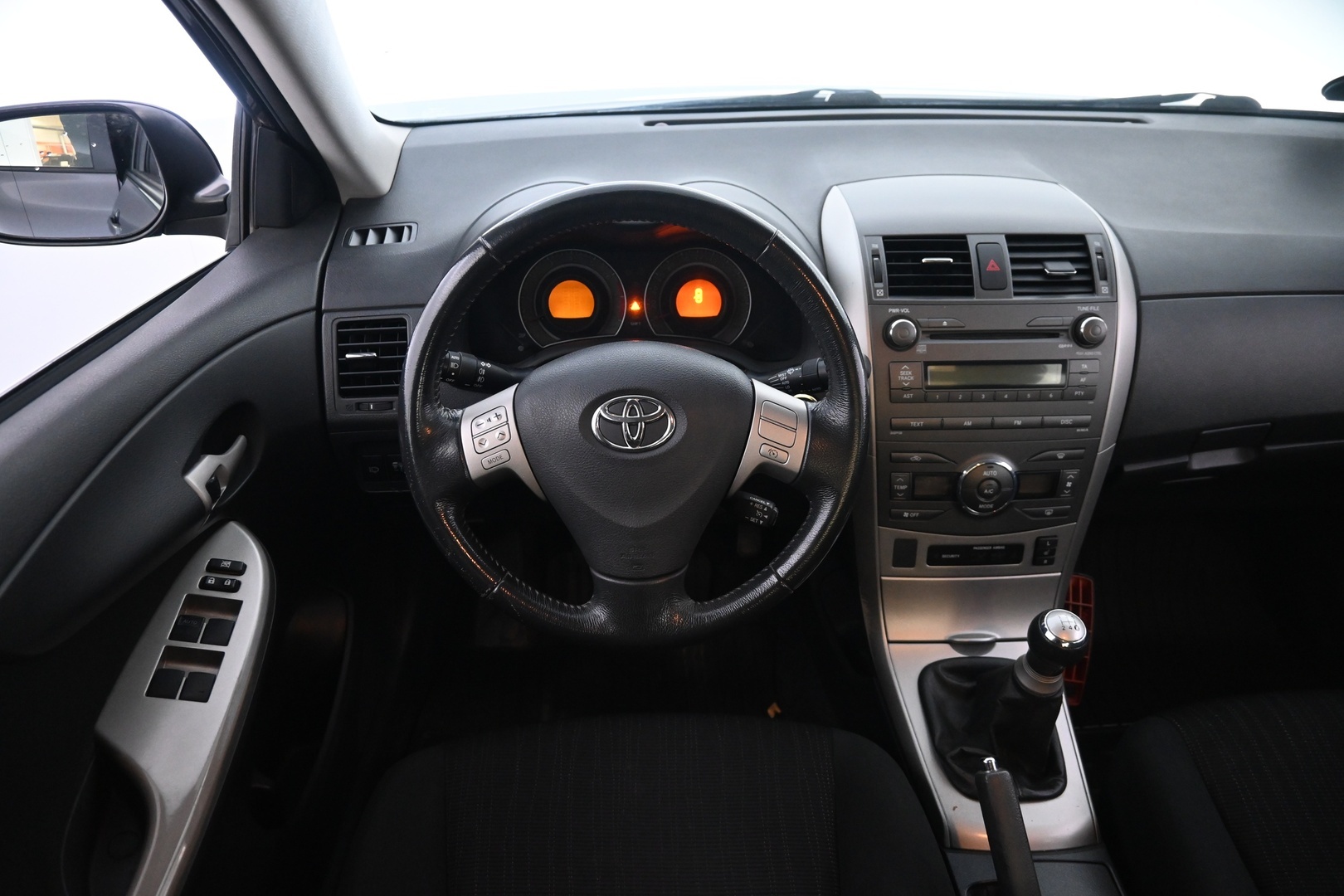 TOYOTA Corolla 2008