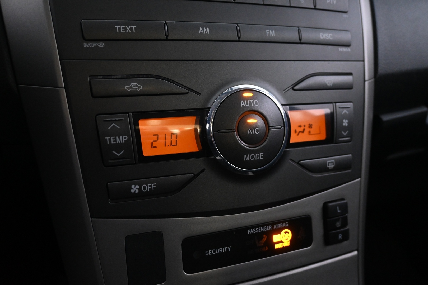 TOYOTA Corolla 2008