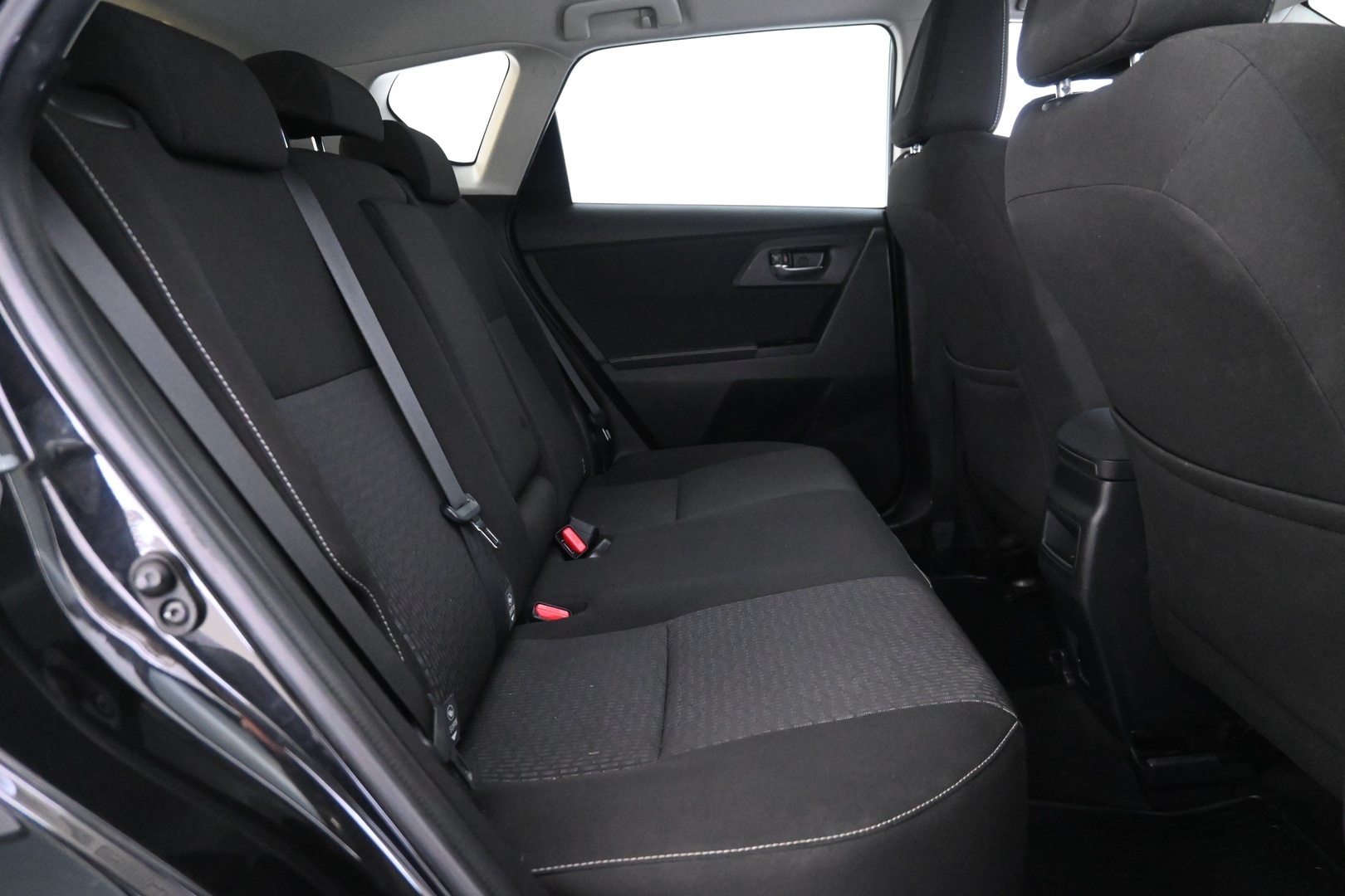 TOYOTA Auris 2014
