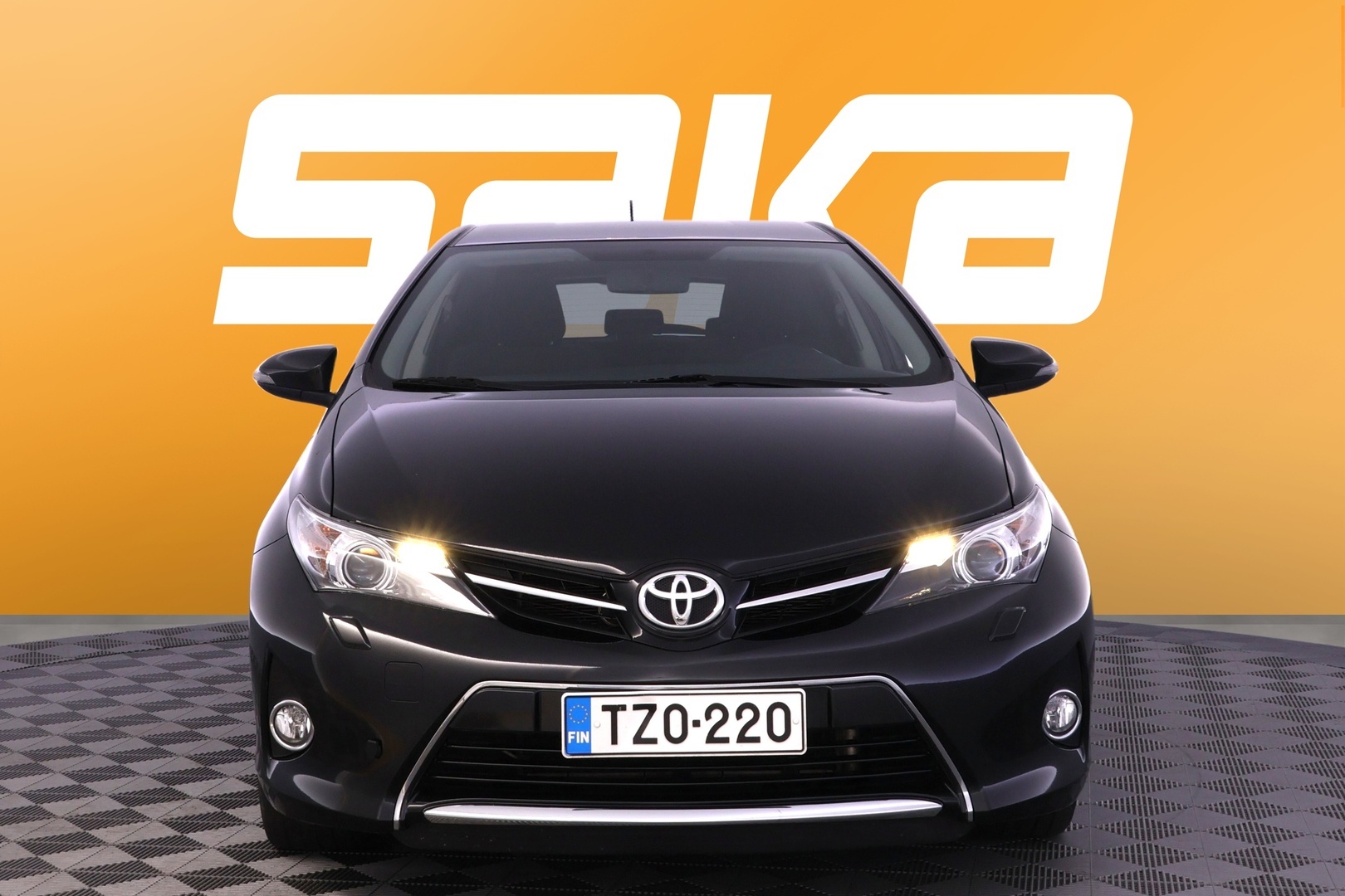 TOYOTA Auris 2014