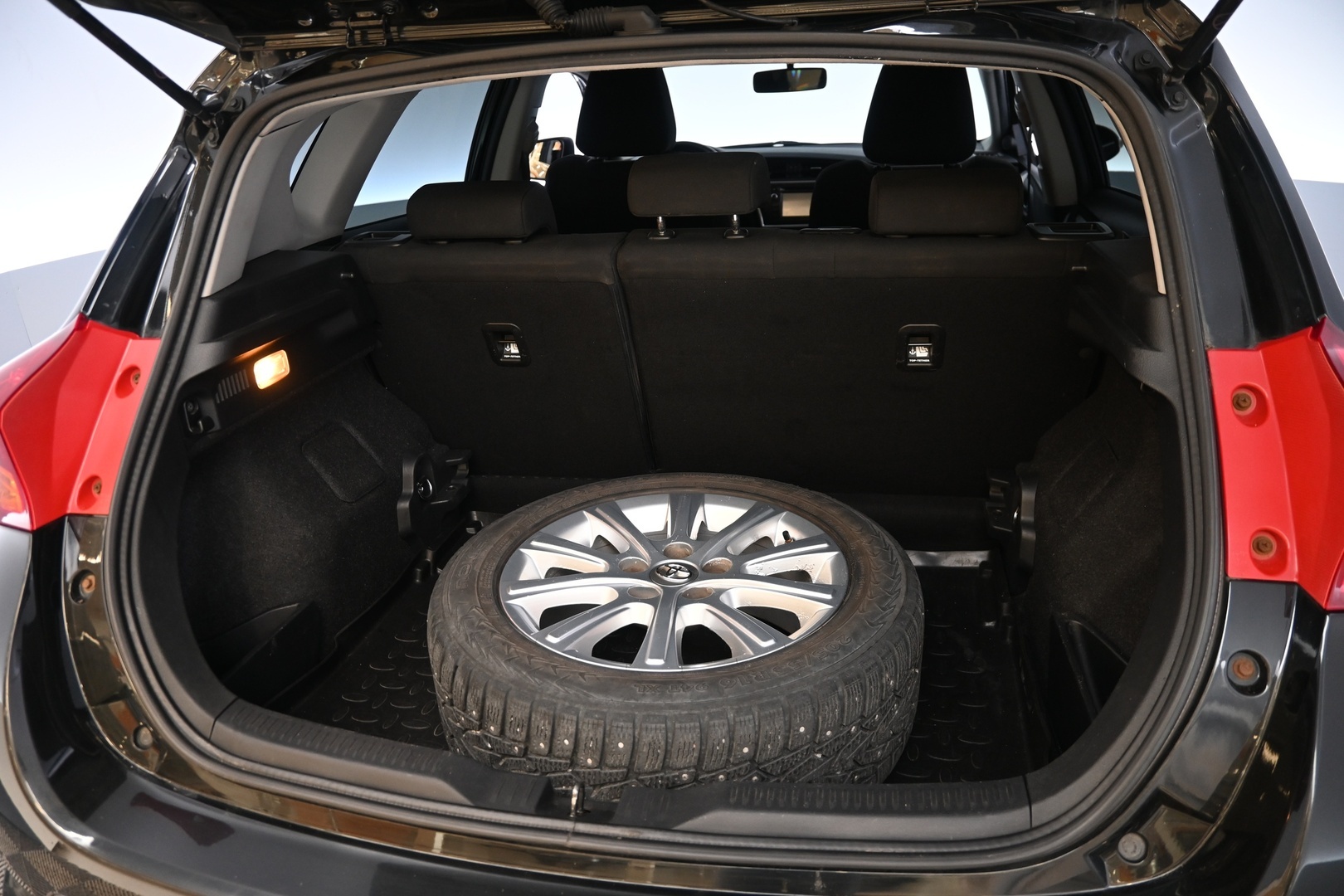 TOYOTA Auris 2014