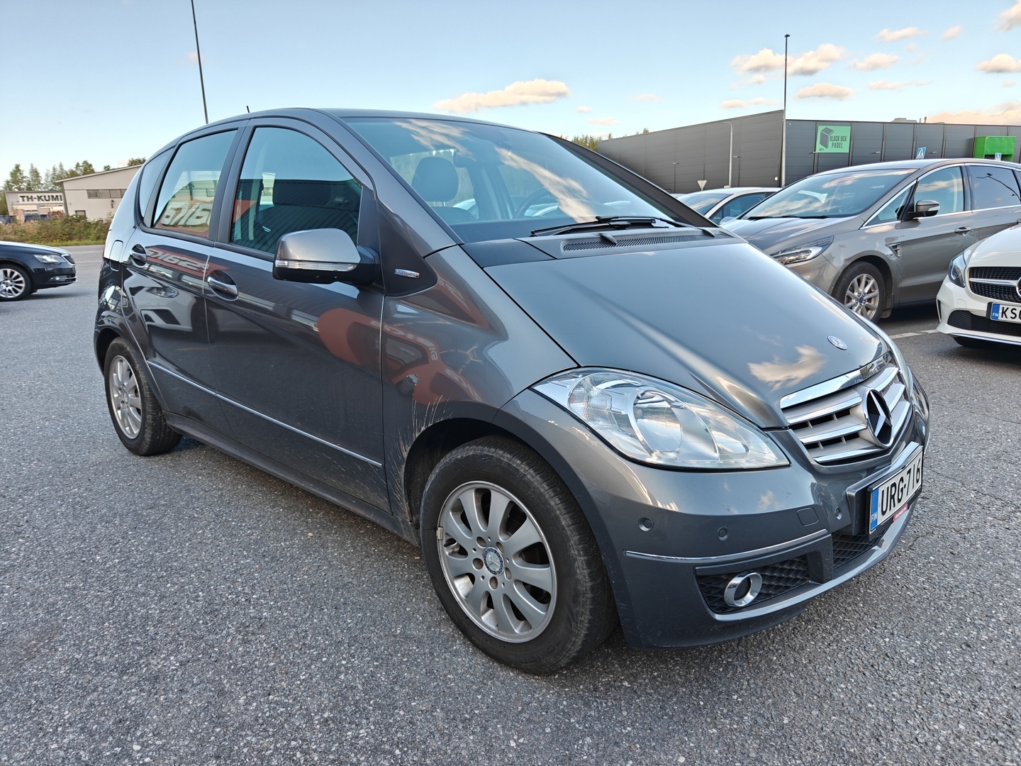 MERCEDES-BENZ A 2012