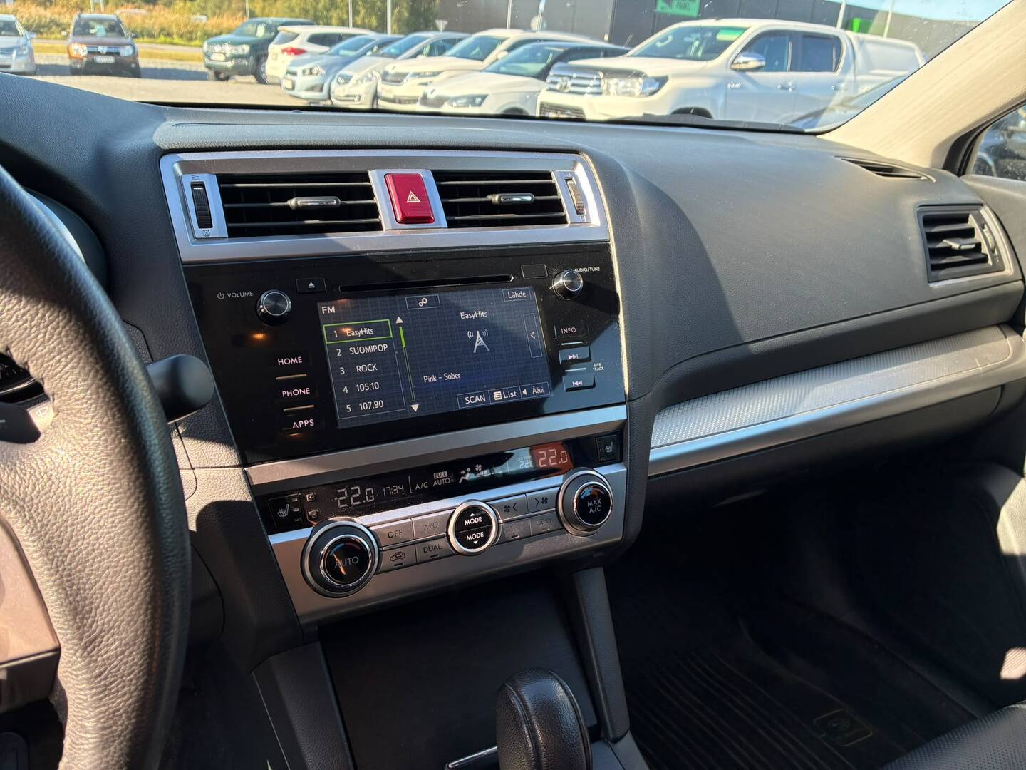 SUBARU Outback 2015
