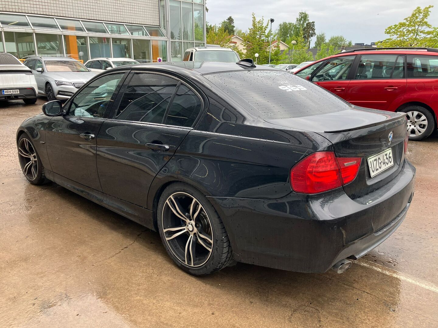 BMW 318 2011