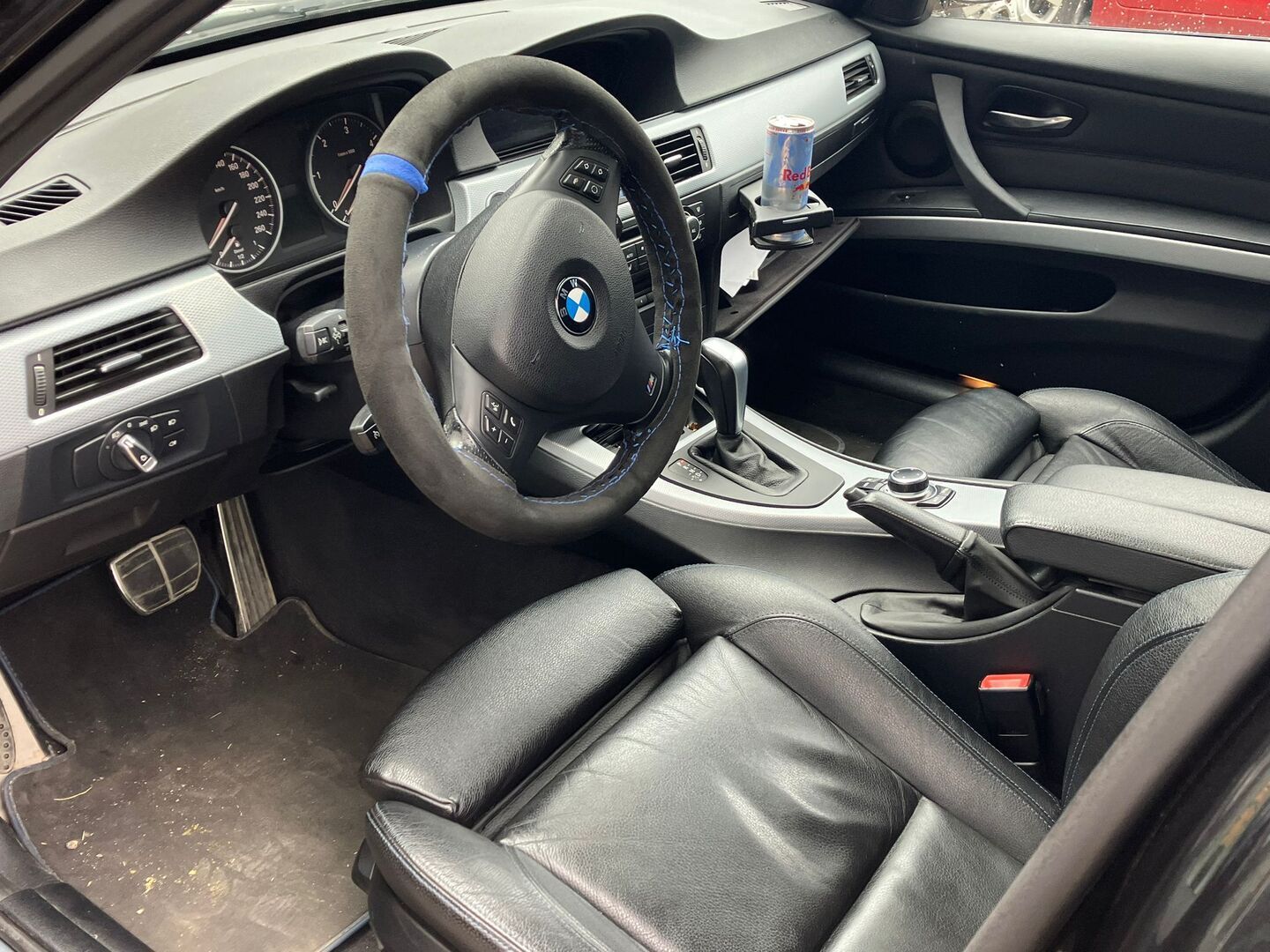BMW 318 2011