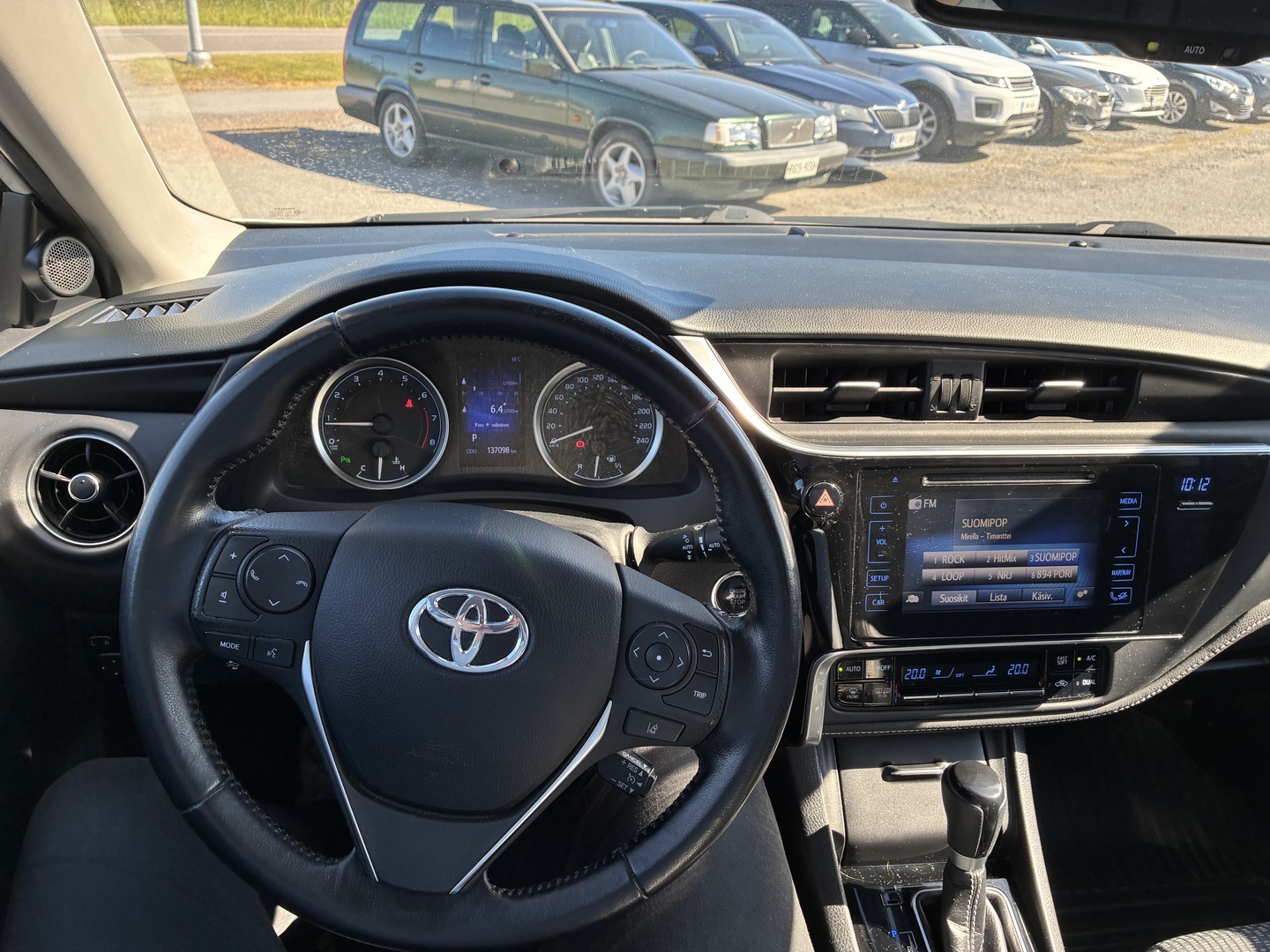 TOYOTA Corolla 2017