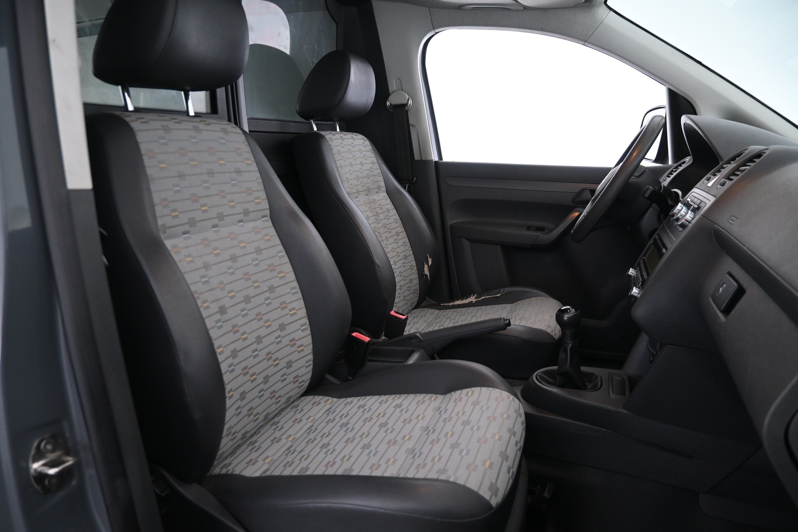 VOLKSWAGEN Caddy 2011