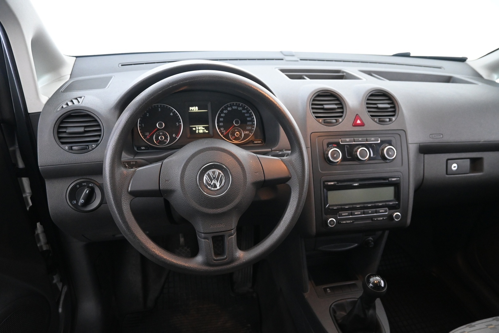 VOLKSWAGEN Caddy 2011