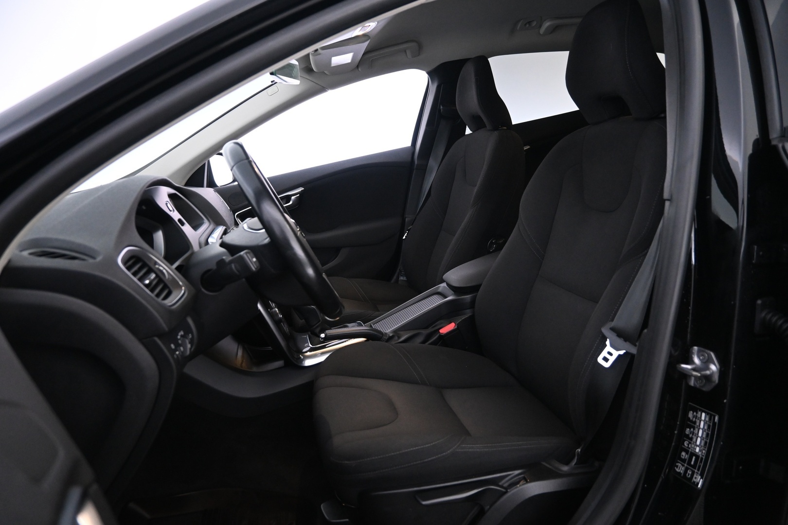 VOLVO V40 Cross Country 2017