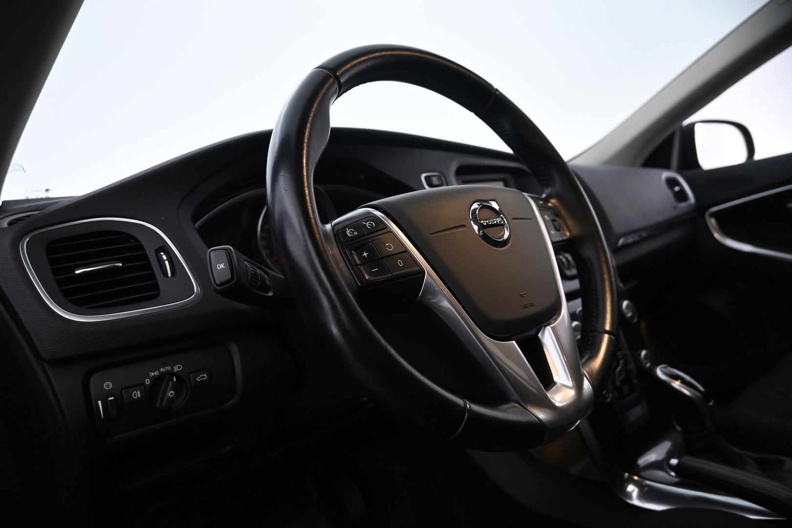 VOLVO V40 Cross Country 2017