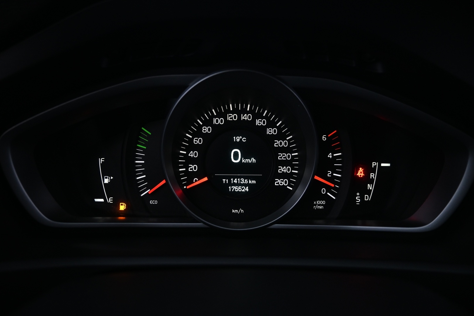 VOLVO V40 Cross Country 2017