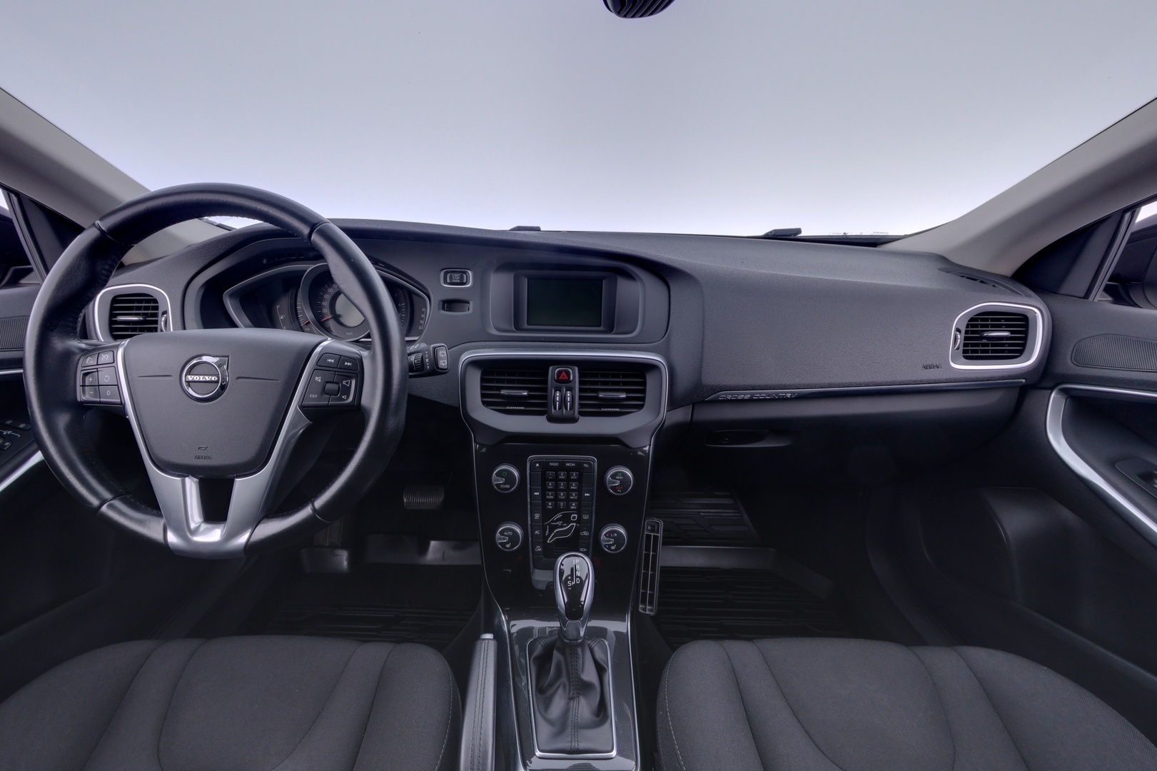 VOLVO V40 Cross Country 2017