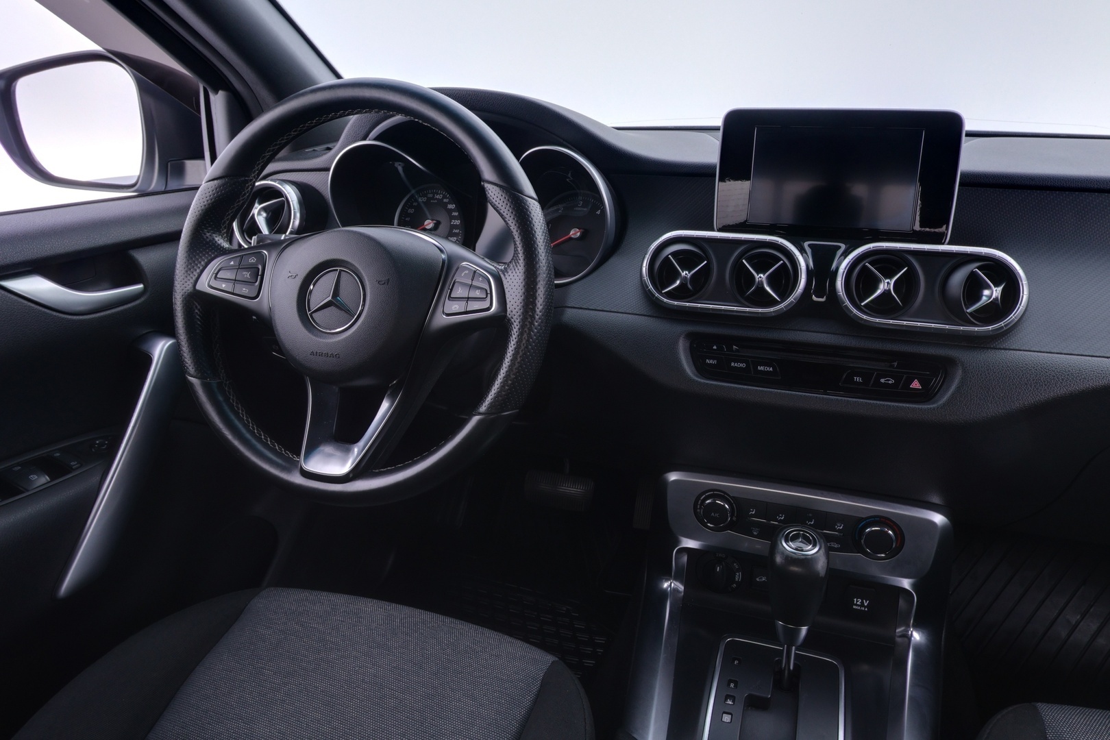 MERCEDES-BENZ X 2018