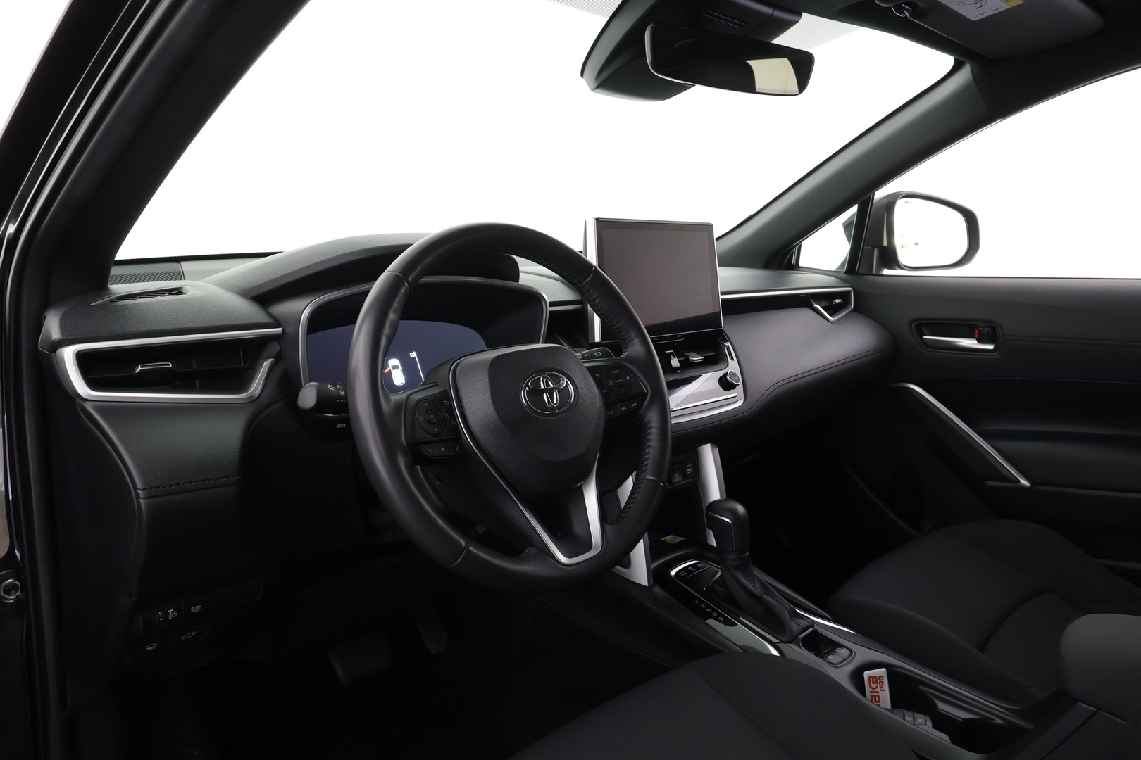 TOYOTA Corolla Cross 2024