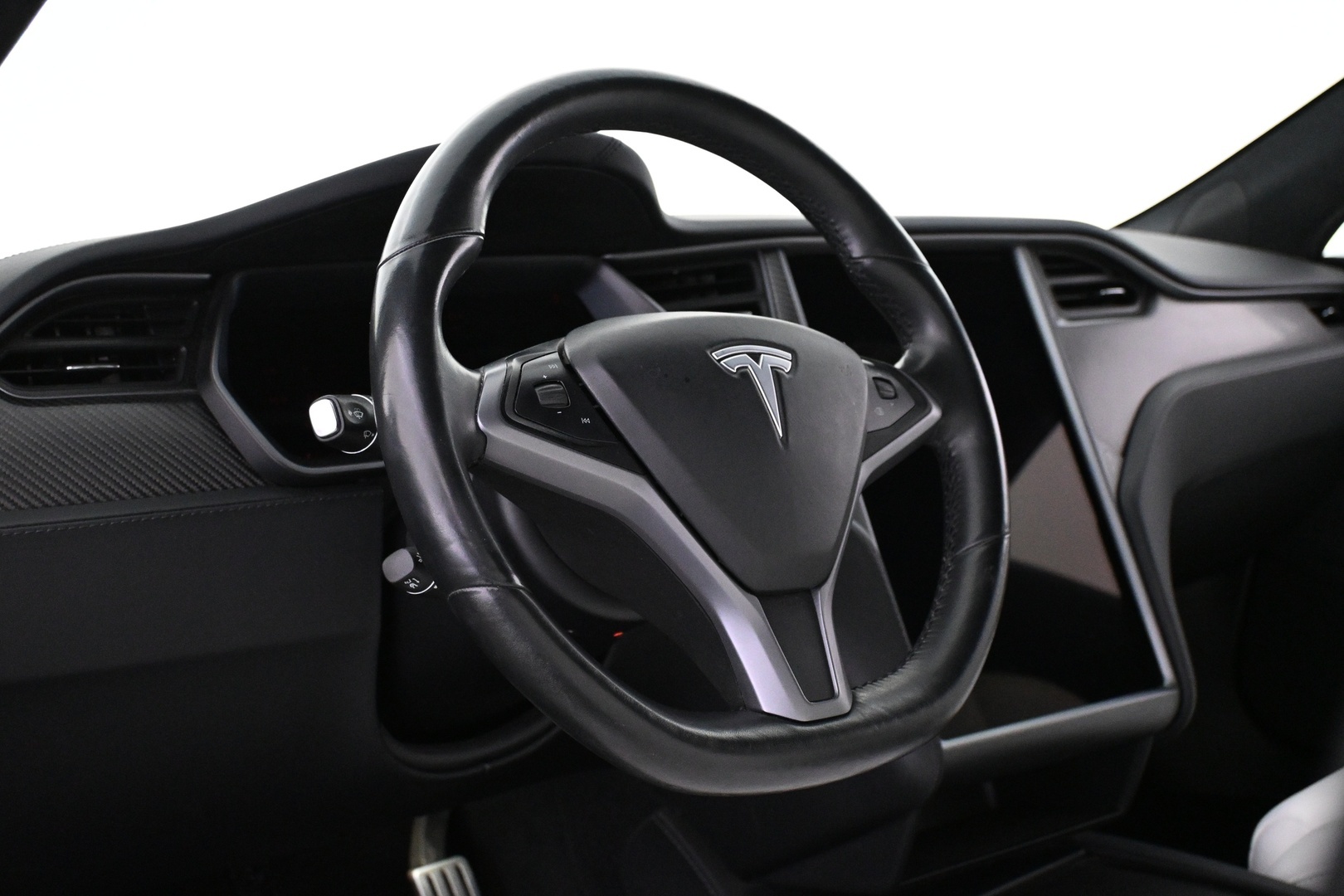 TESLA Model S 2019