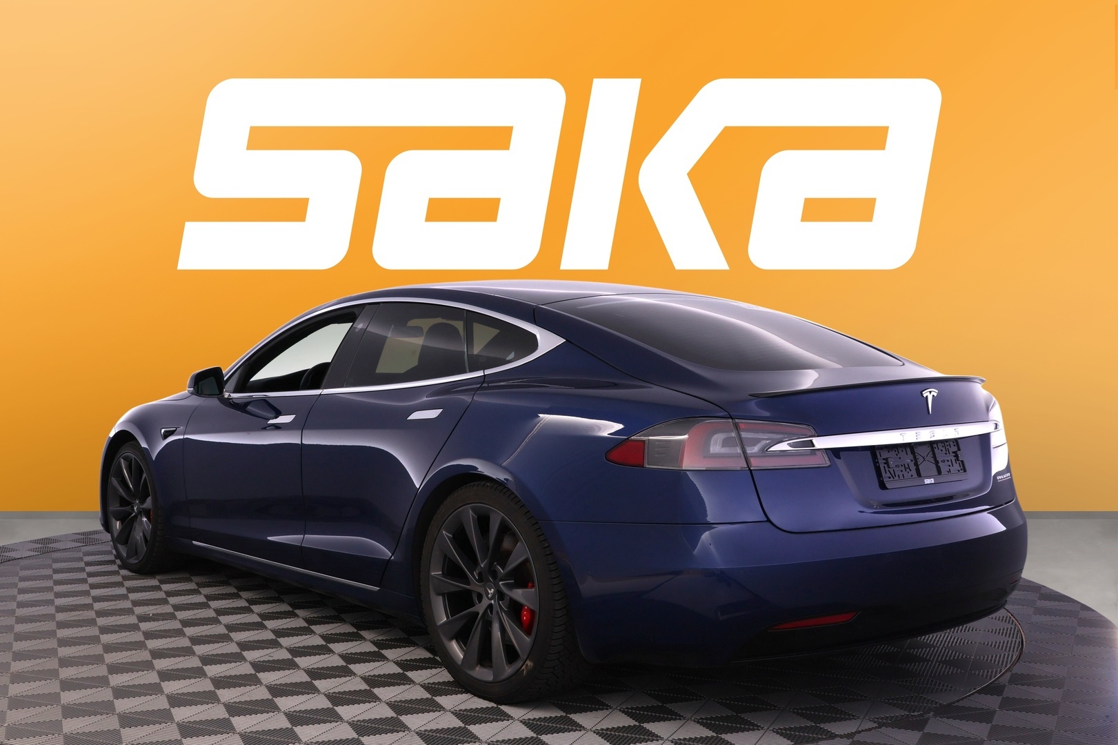 TESLA Model S 2019