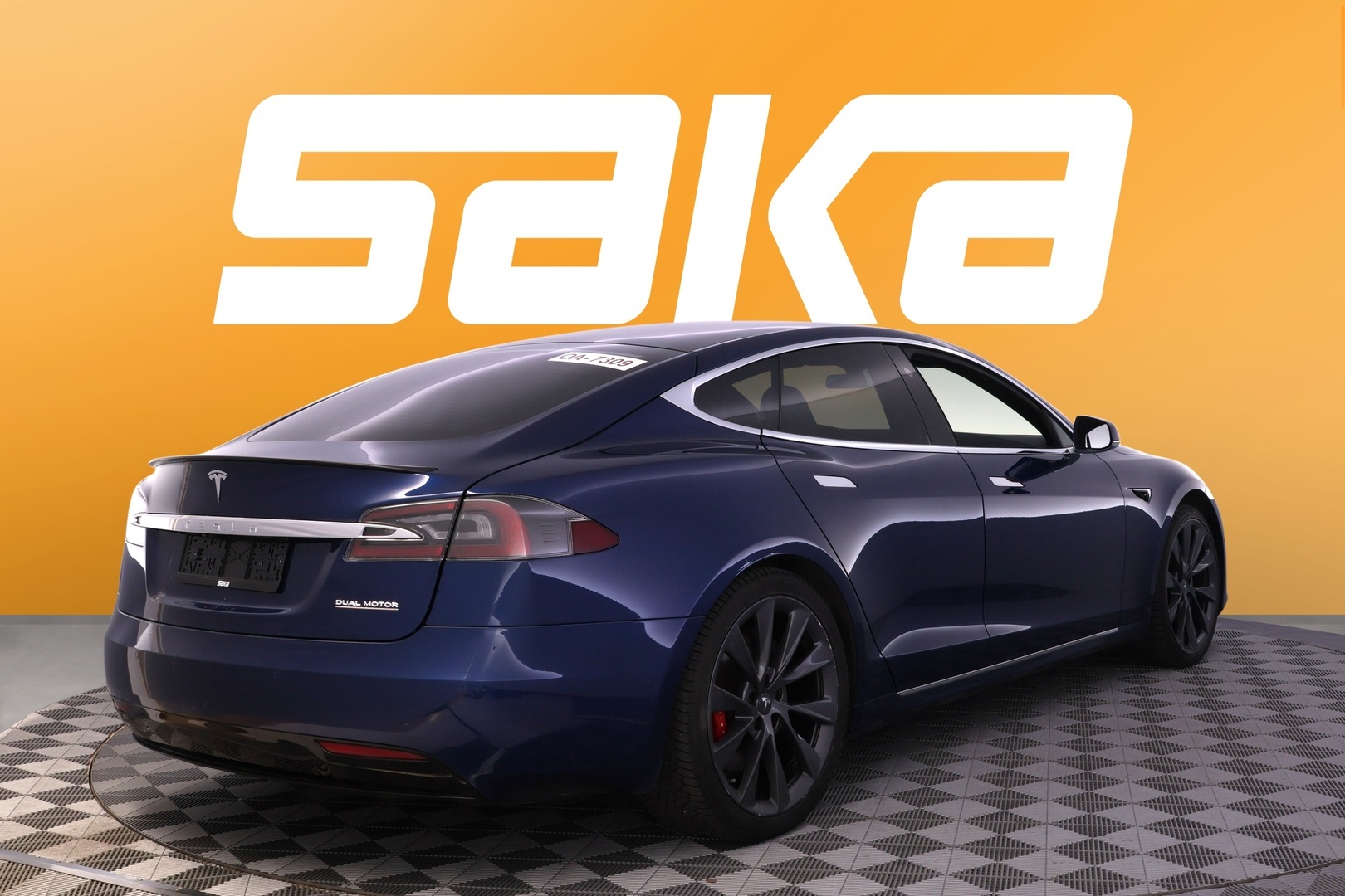 TESLA Model S 2019