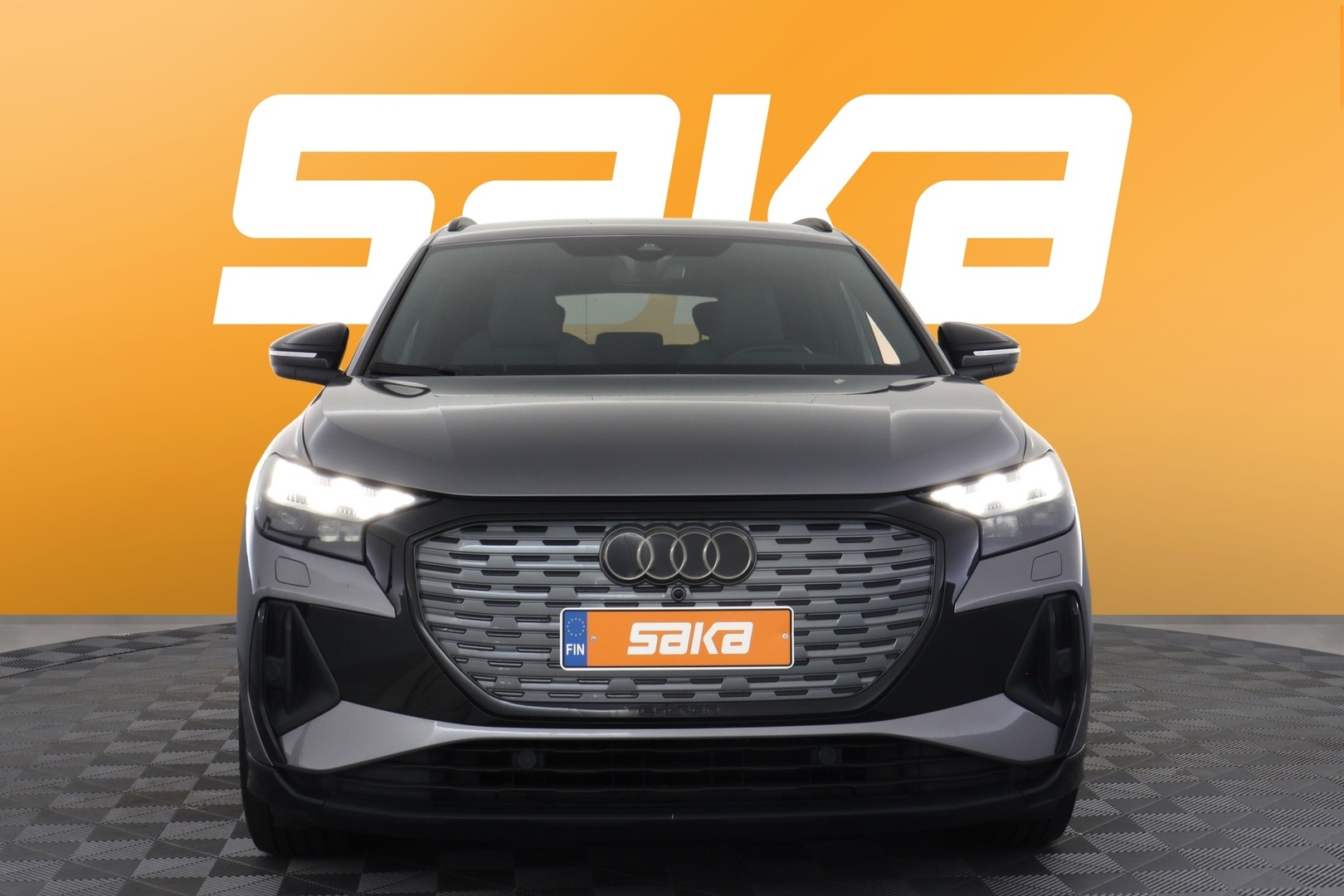AUDI Q4 e-tron 2022