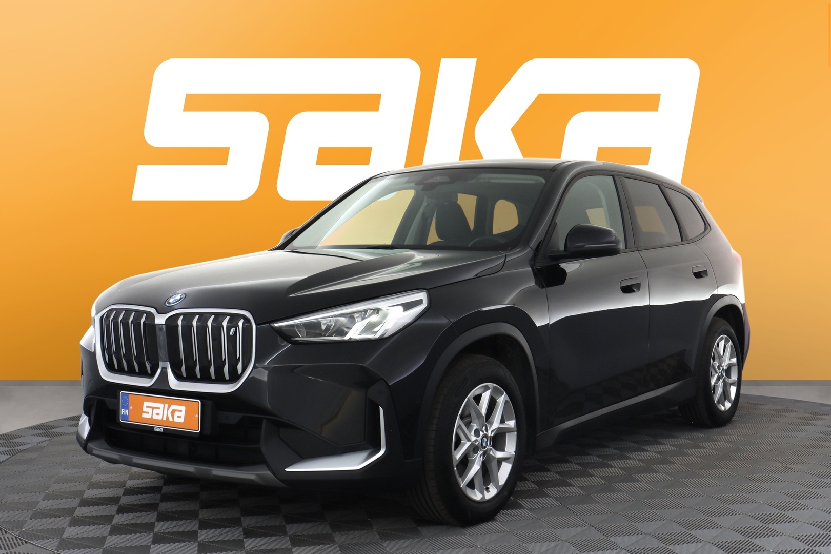 BMW iX1 2023