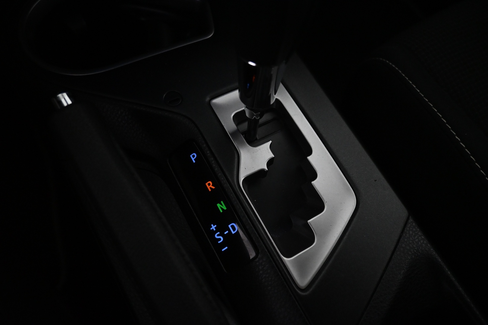TOYOTA RAV4 2016