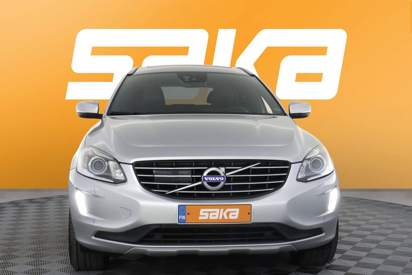 VOLVO XC60 2016