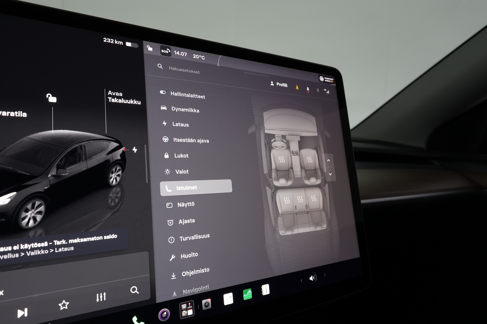 TESLA Model Y 2024