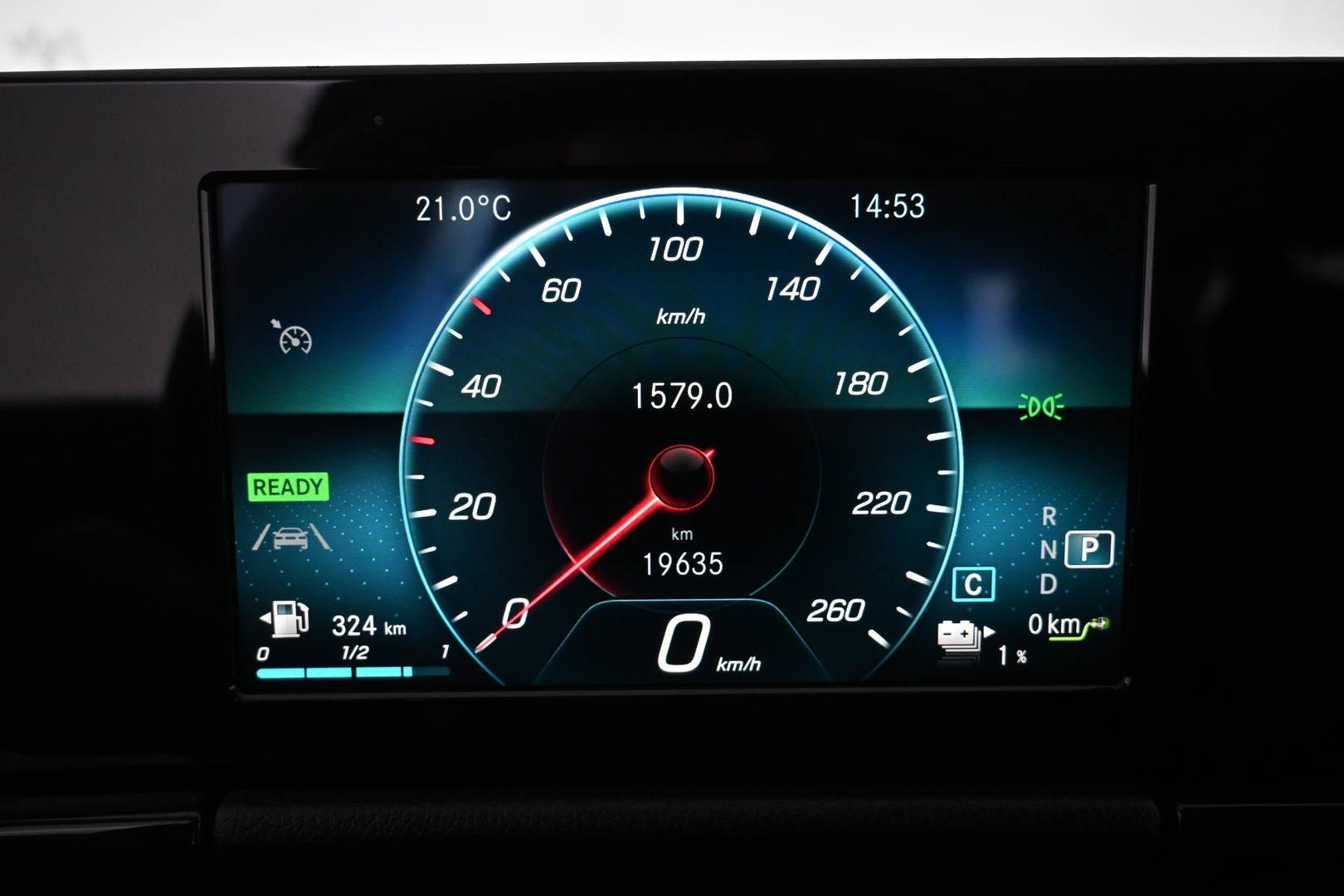 MERCEDES-BENZ B 2023