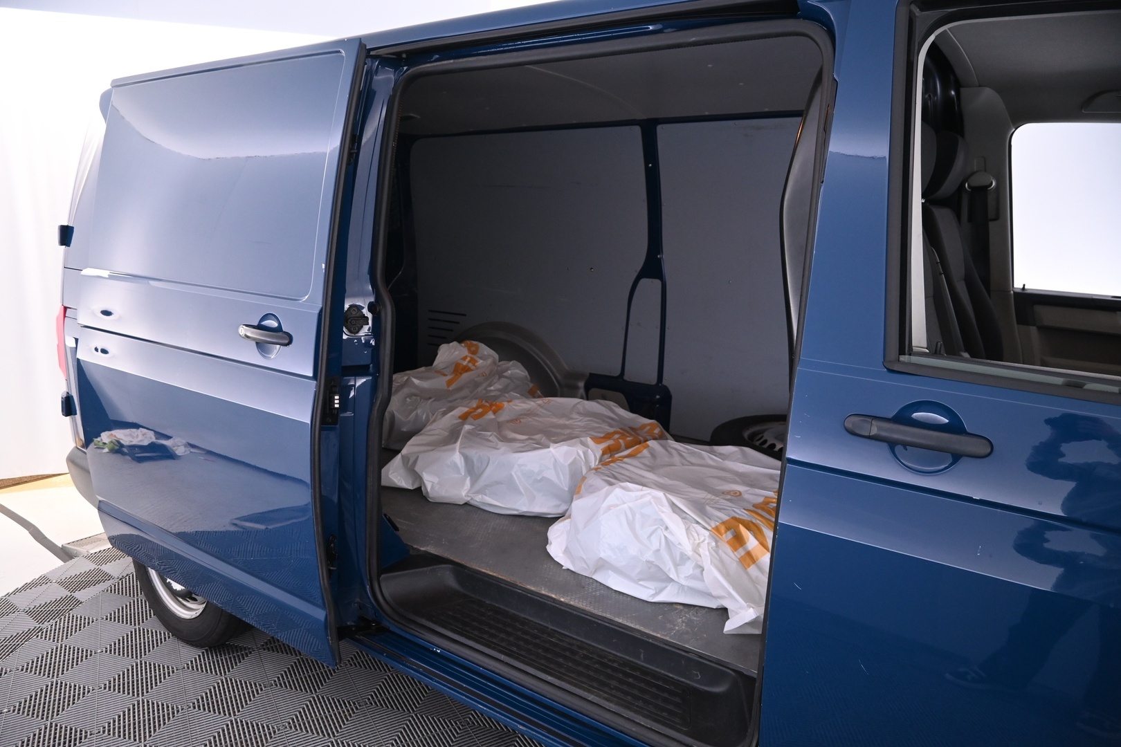 VOLKSWAGEN Transporter 2017