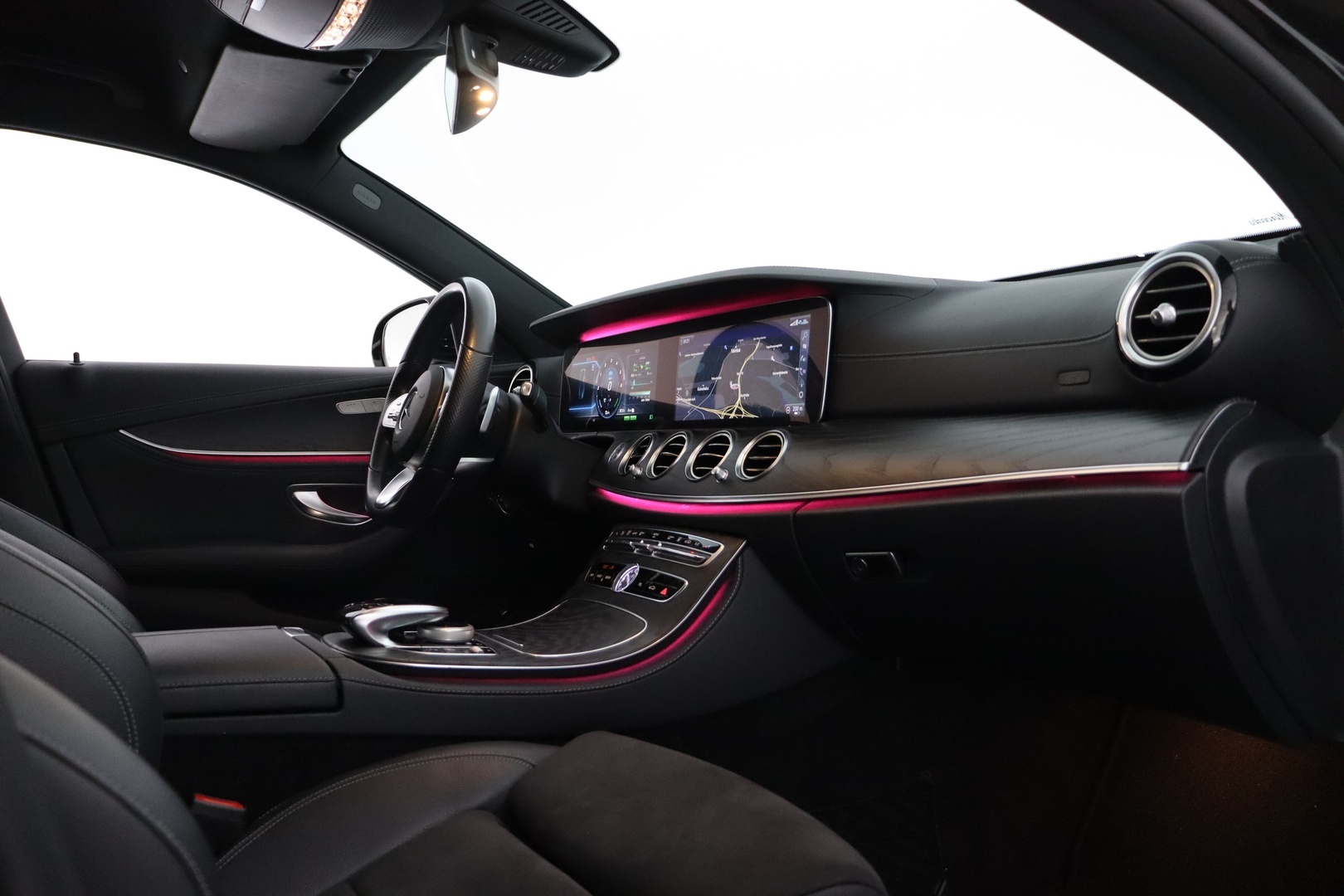 MERCEDES-BENZ E 2020