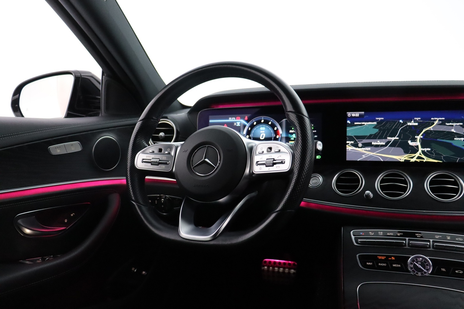 MERCEDES-BENZ E 2020