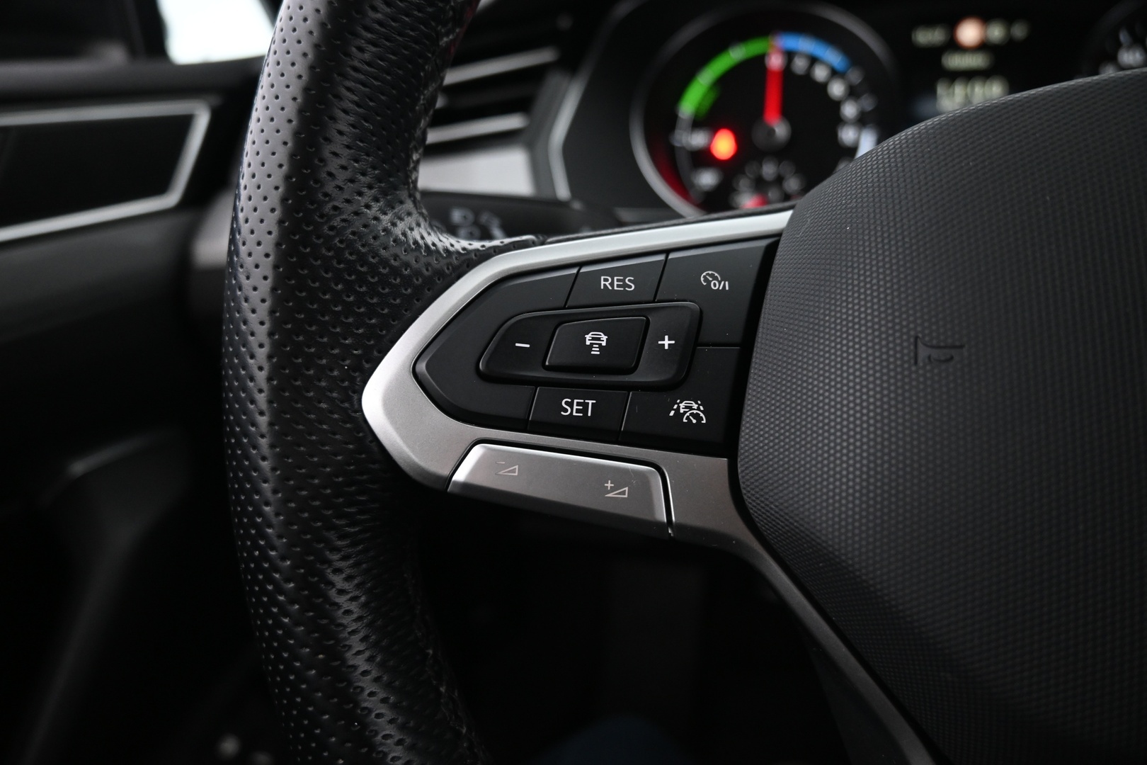 VOLKSWAGEN Passat 2020