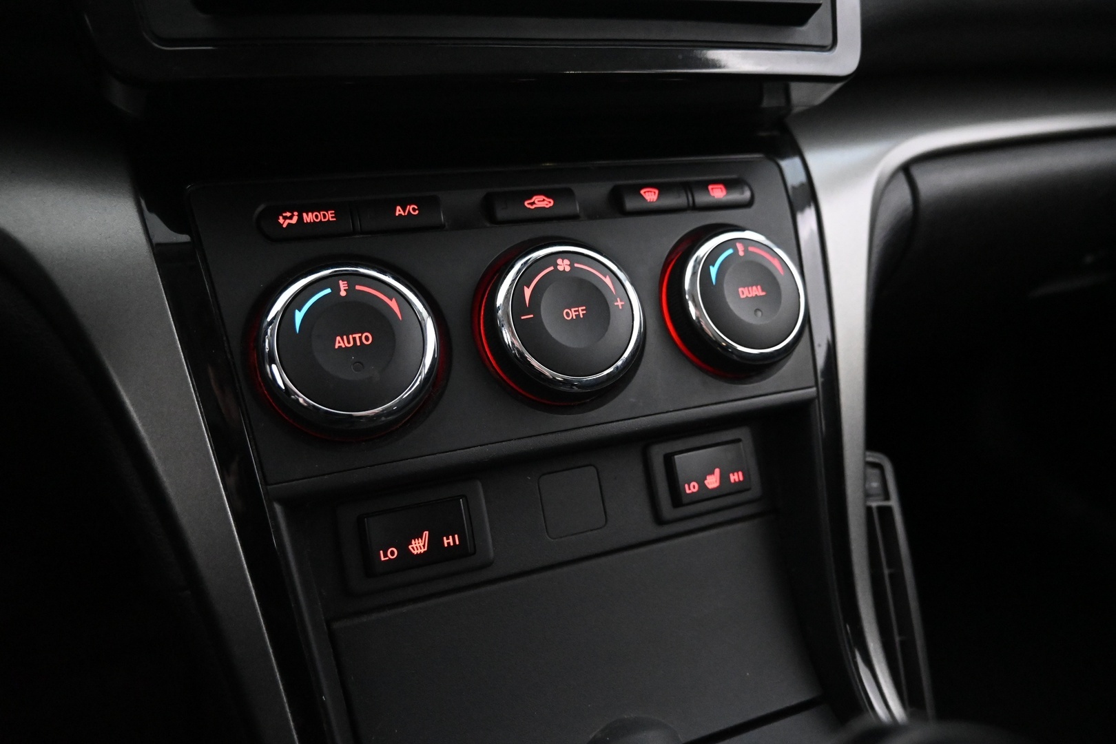 MAZDA 6 2010
