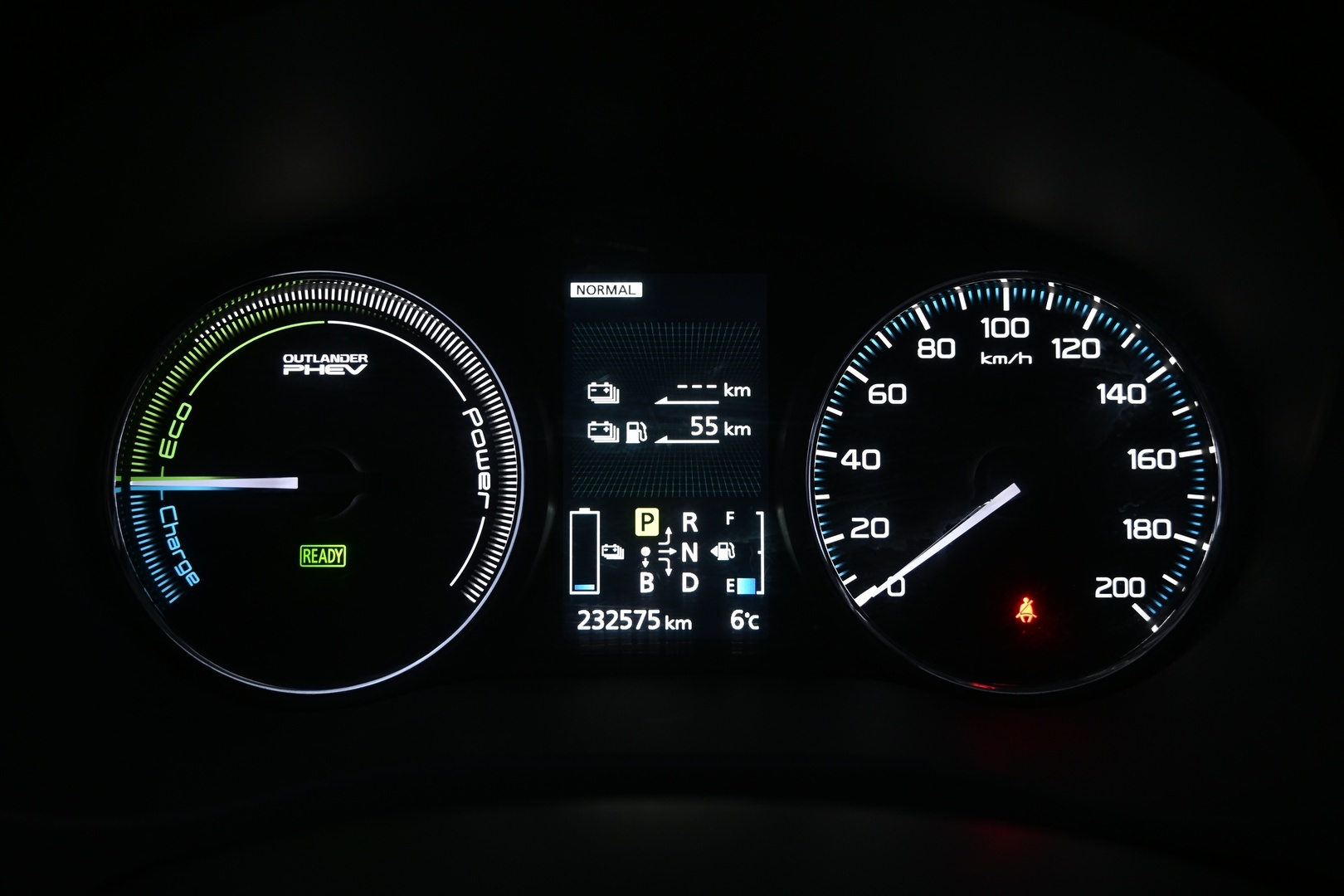 MITSUBISHI Outlander Phev 2014