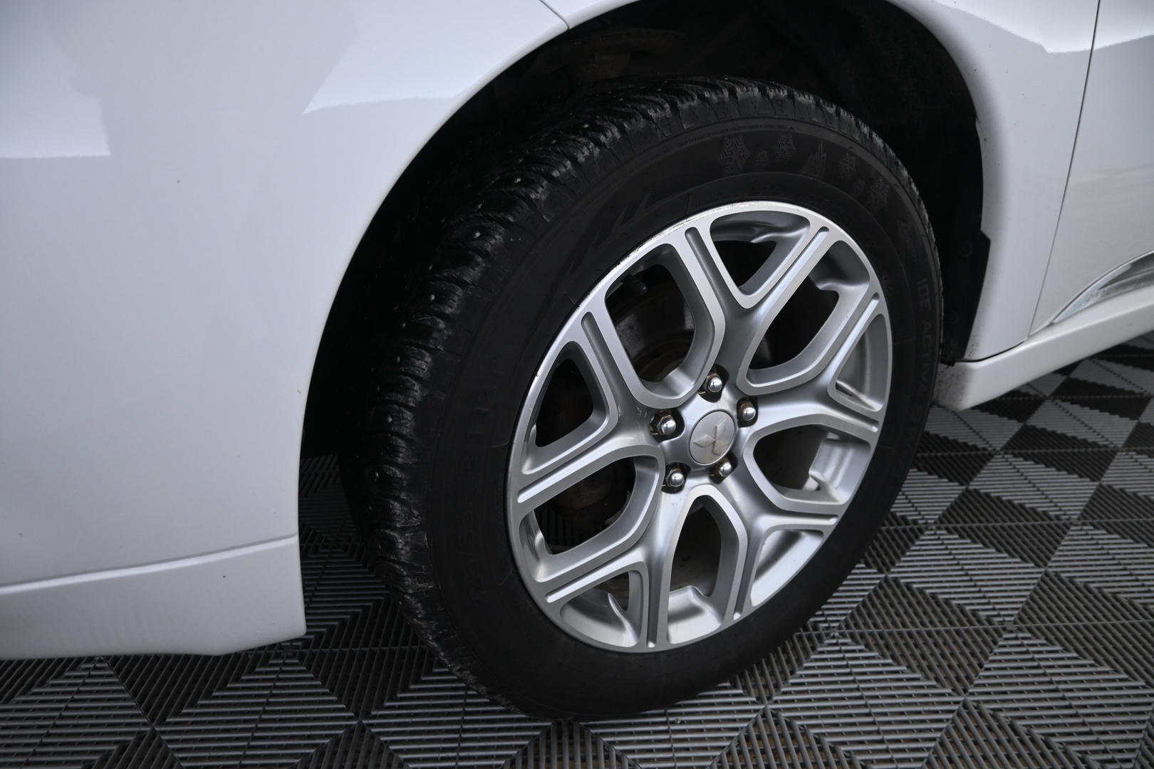 MITSUBISHI Outlander Phev 2014