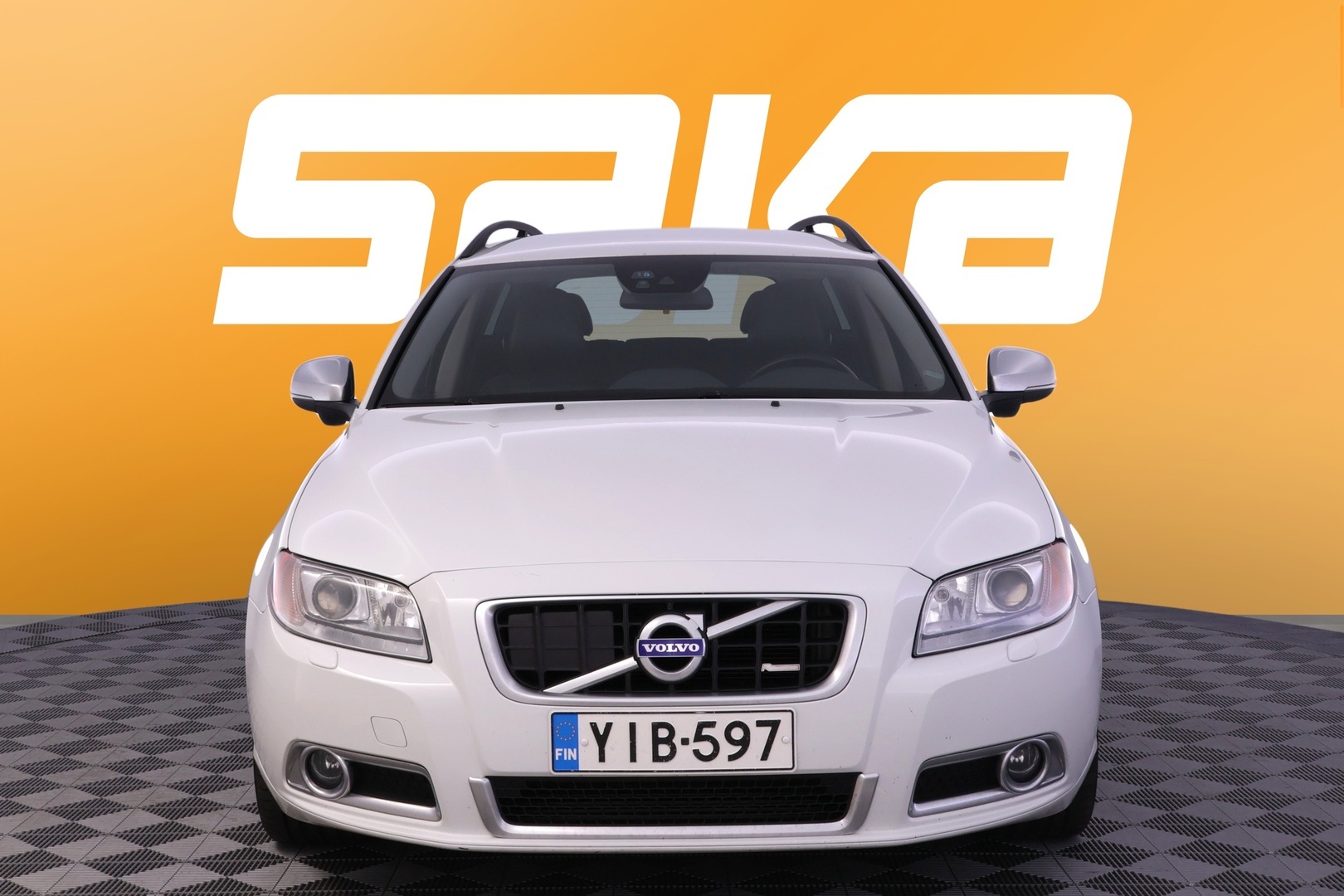 VOLVO V70 2012