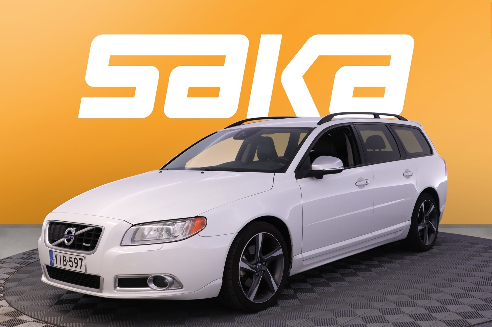 VOLVO V70 2012
