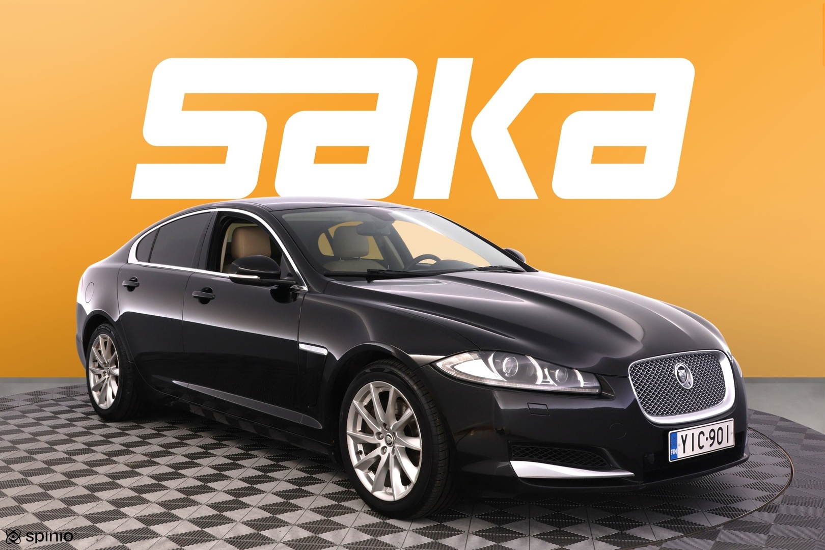JAGUAR XF 2012