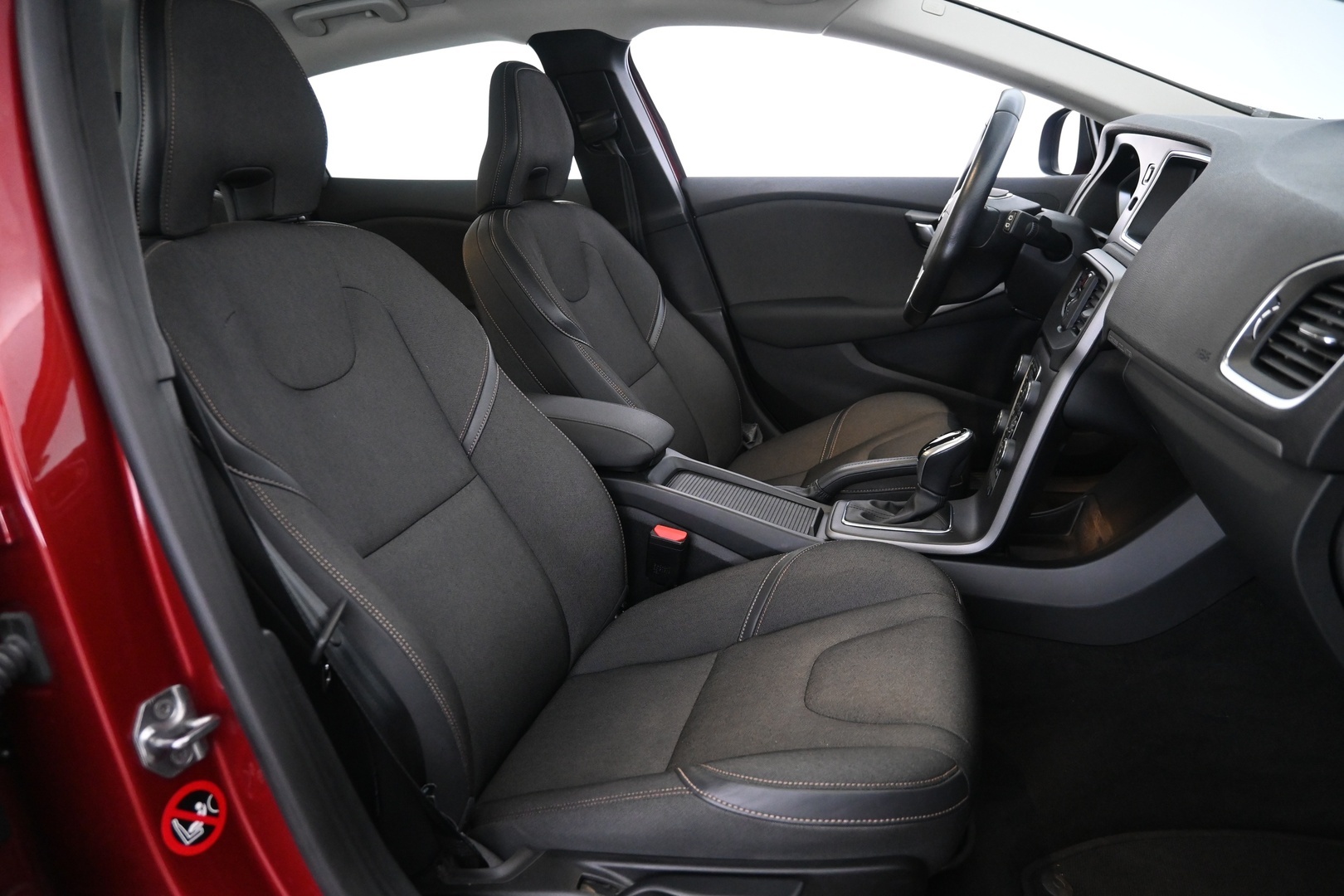 VOLVO V40 Cross Country 2017