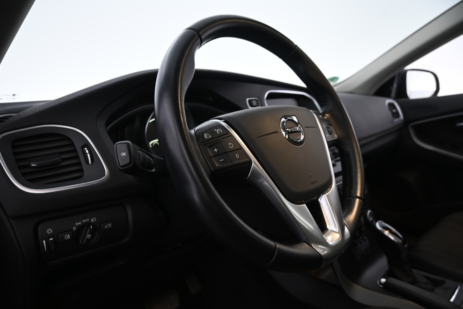 VOLVO V40 Cross Country 2017