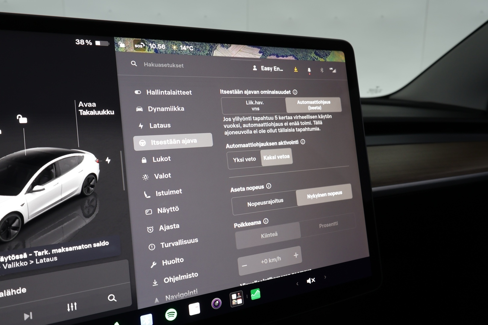 TESLA Model 3 2023
