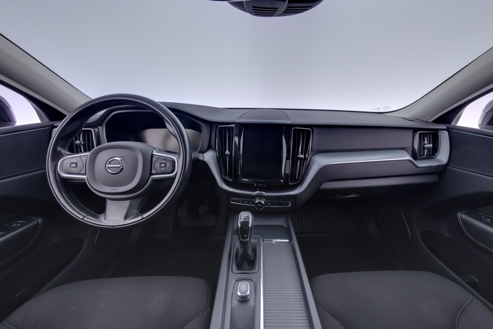 VOLVO XC60 2019