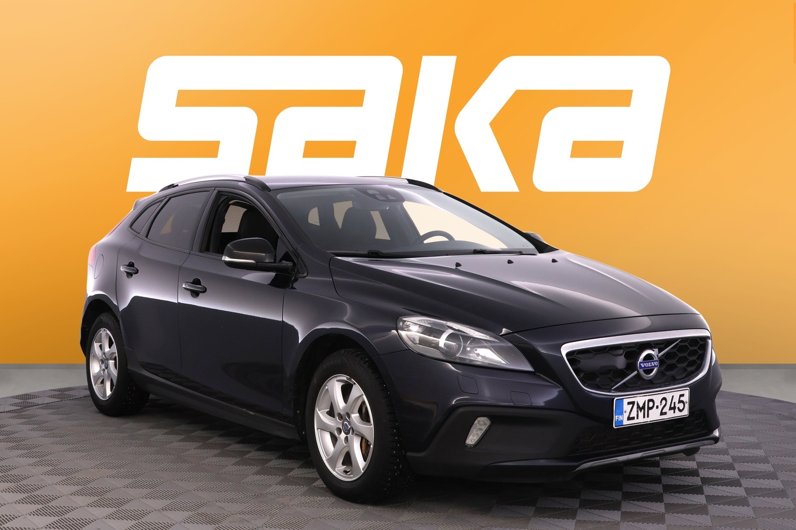 VOLVO V40 Cross Country 2016