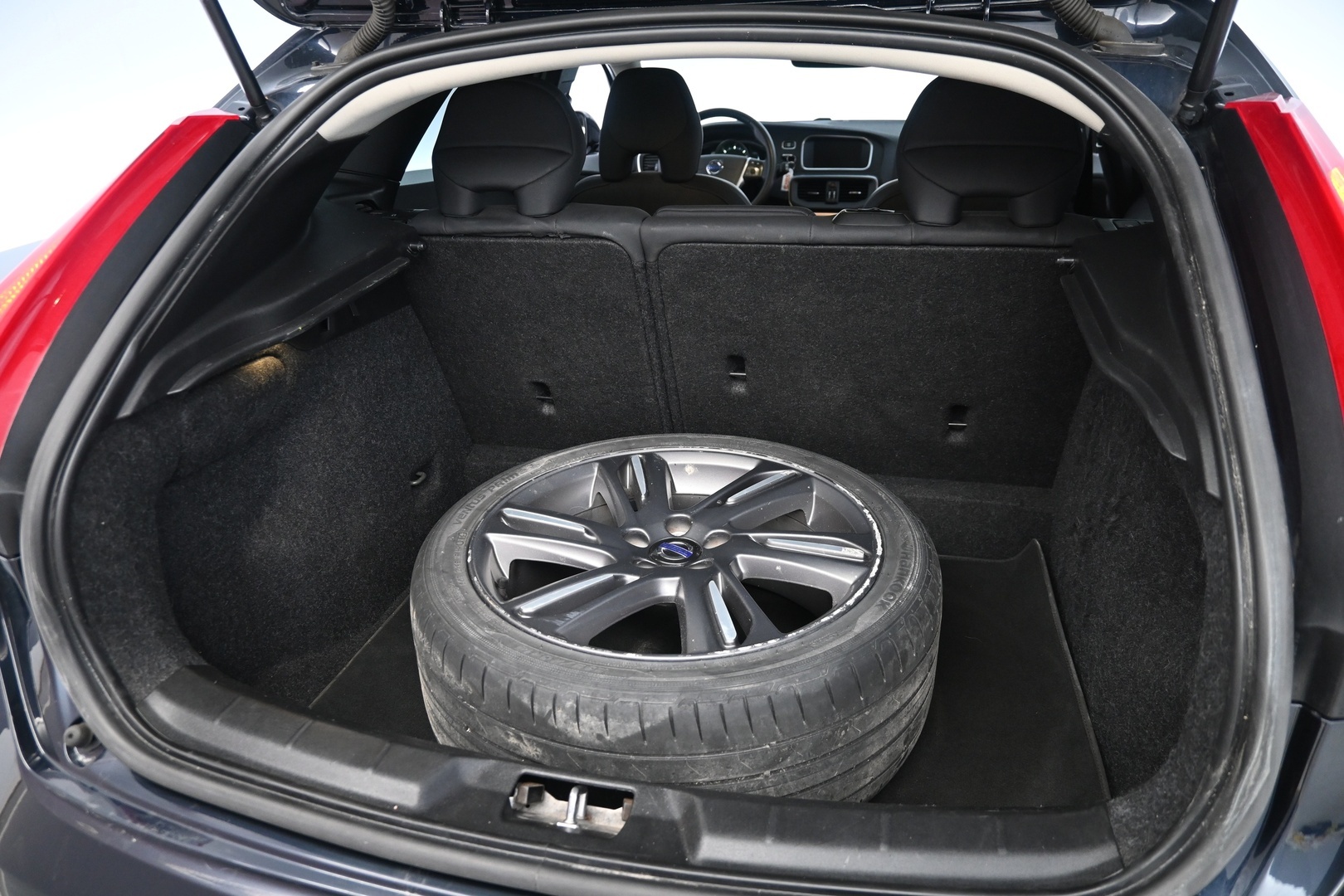 VOLVO V40 Cross Country 2016